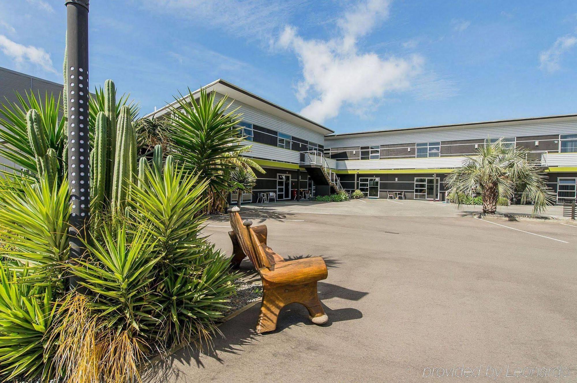 151 On London Motel & Conference Centre Whanganui Exterior photo